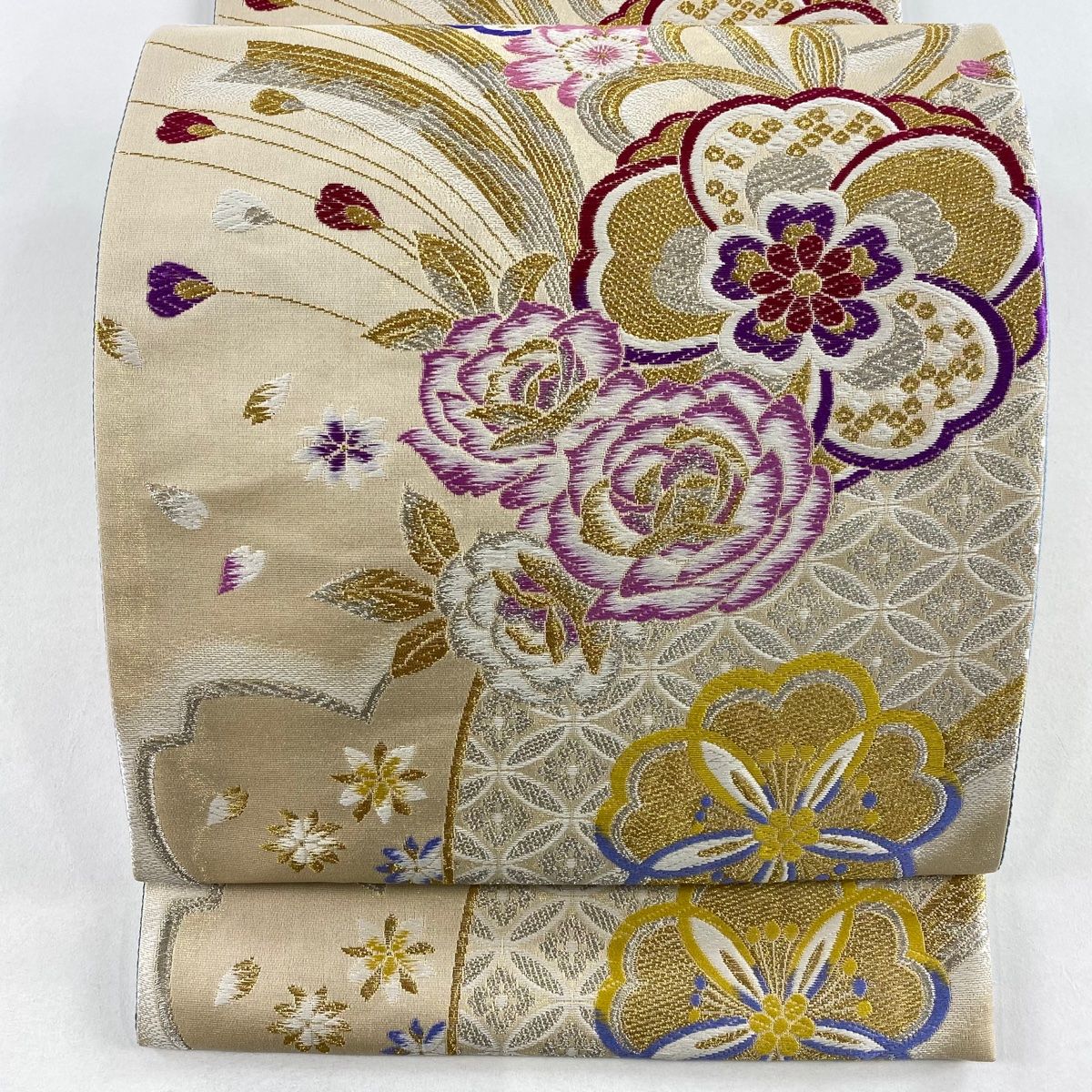 美品】 袋帯 秀品 桜 七宝 金銀糸 ベージュ 六通 正絹 【中古】 - メルカリ