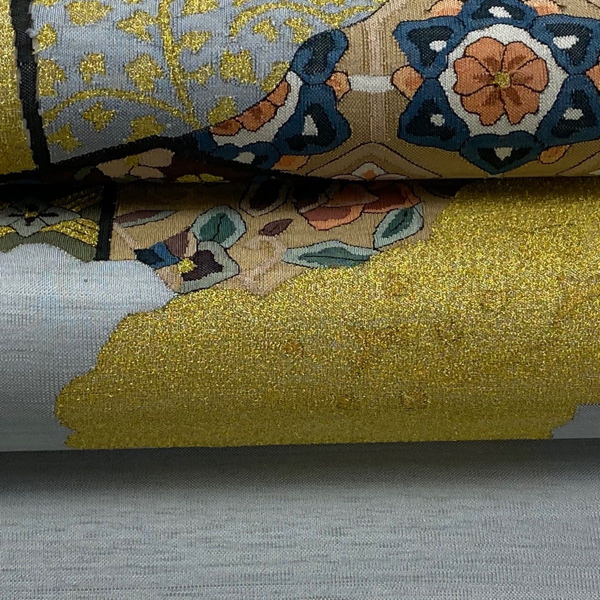 美品】 袋帯 逸品 屏風 草花 金糸 綴れ 青灰色 お太鼓柄 正絹 【中古