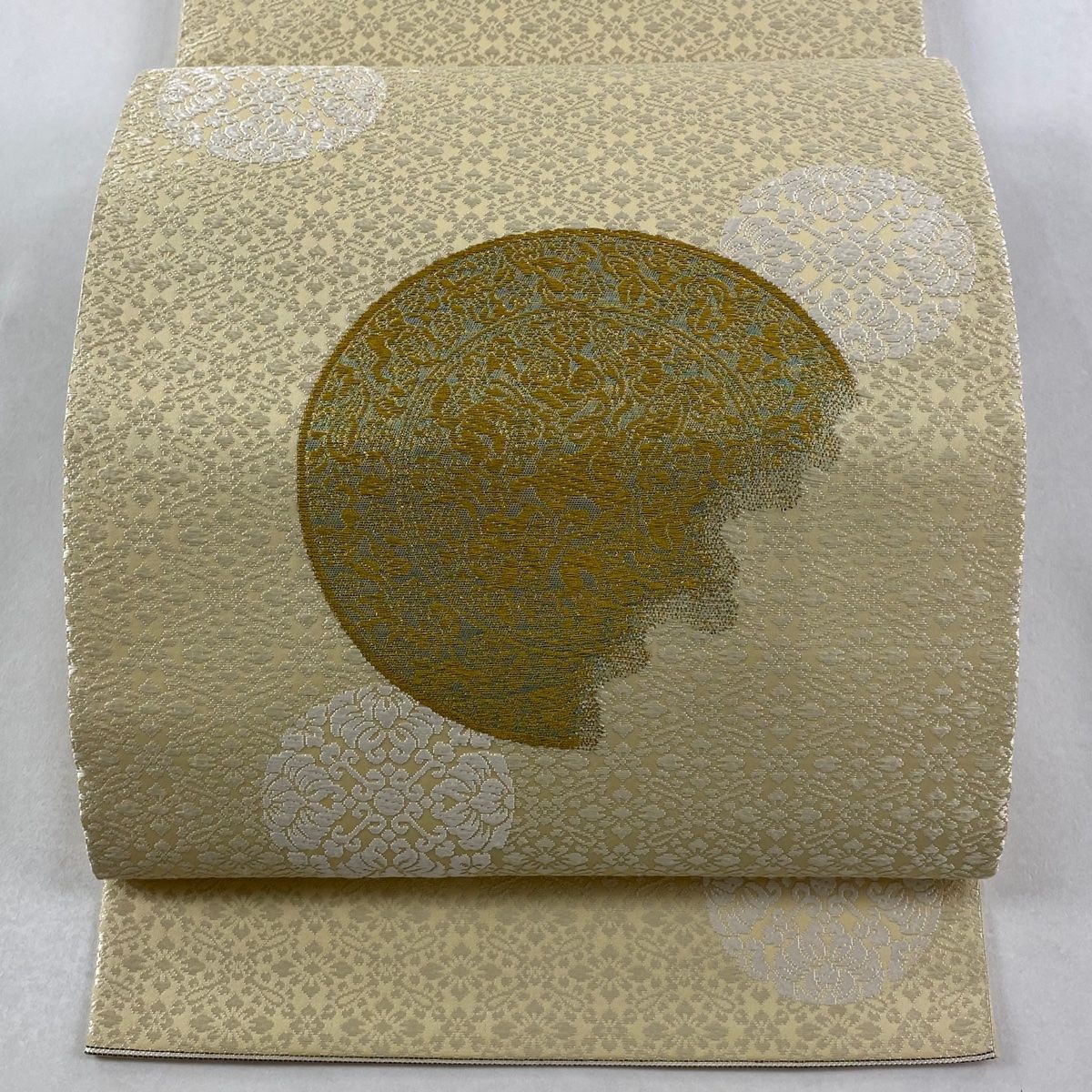 美品】 袋帯 逸品 山口美術織物 落款 関西仕立て 葡萄鏡文 浮線綾文