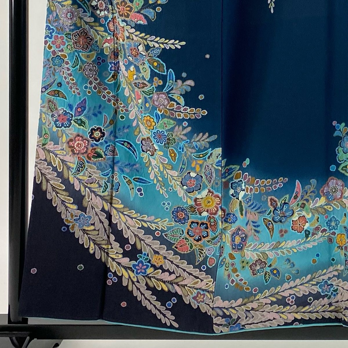 訪問着 身丈157cm 裄丈62.5cm S 袷 辻が花柄 染め分け 絞り 紺色 正絹