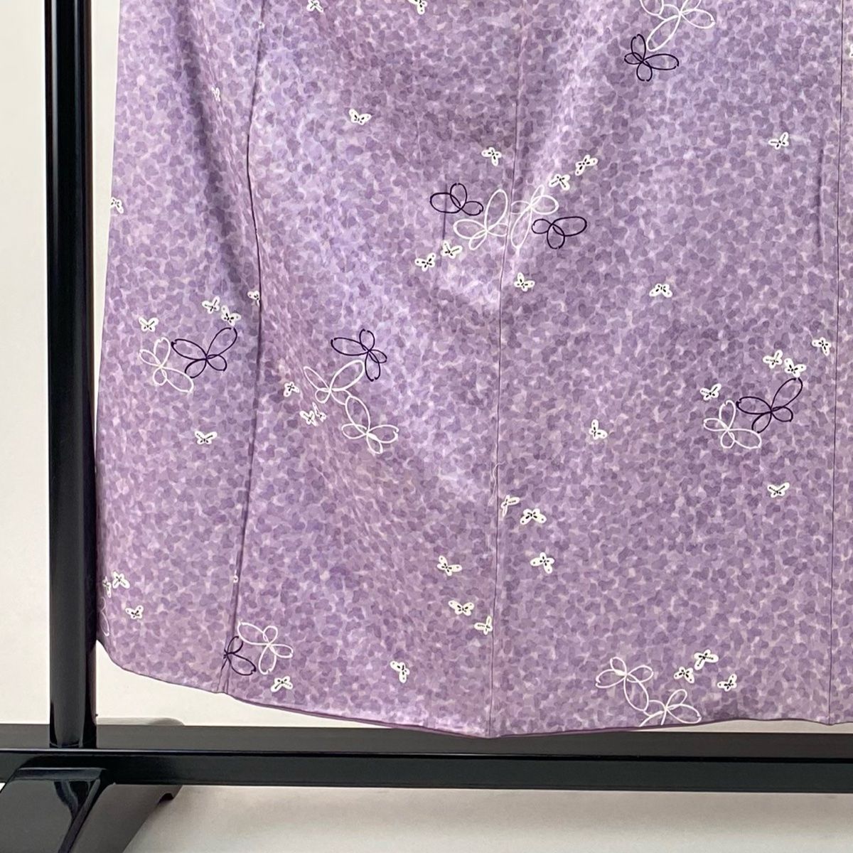 正絹　小紋　蝶柄　薄紫系　スモールサイズ　袷 小紋 身丈155cm 裄丈65cm M 袷 蝶 紫 正絹 秀品 【中古】 - メルカリ