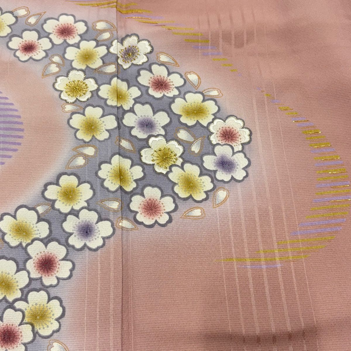 付け下げ　スワトウ刺繍　桜　梅花　扇　流水　花模様　着物　020k 付け下げ スワトウ刺繍 桜 梅花 扇 流水 花模様 着物 020k