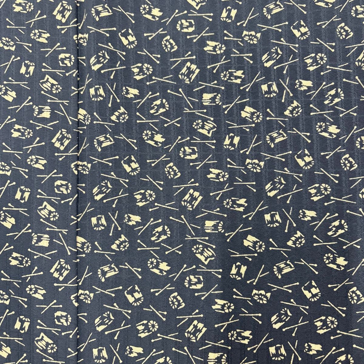 美品】 小紋 身丈152cm 裄丈66cm M 袷 喜田野良造 落款 幾何学模様