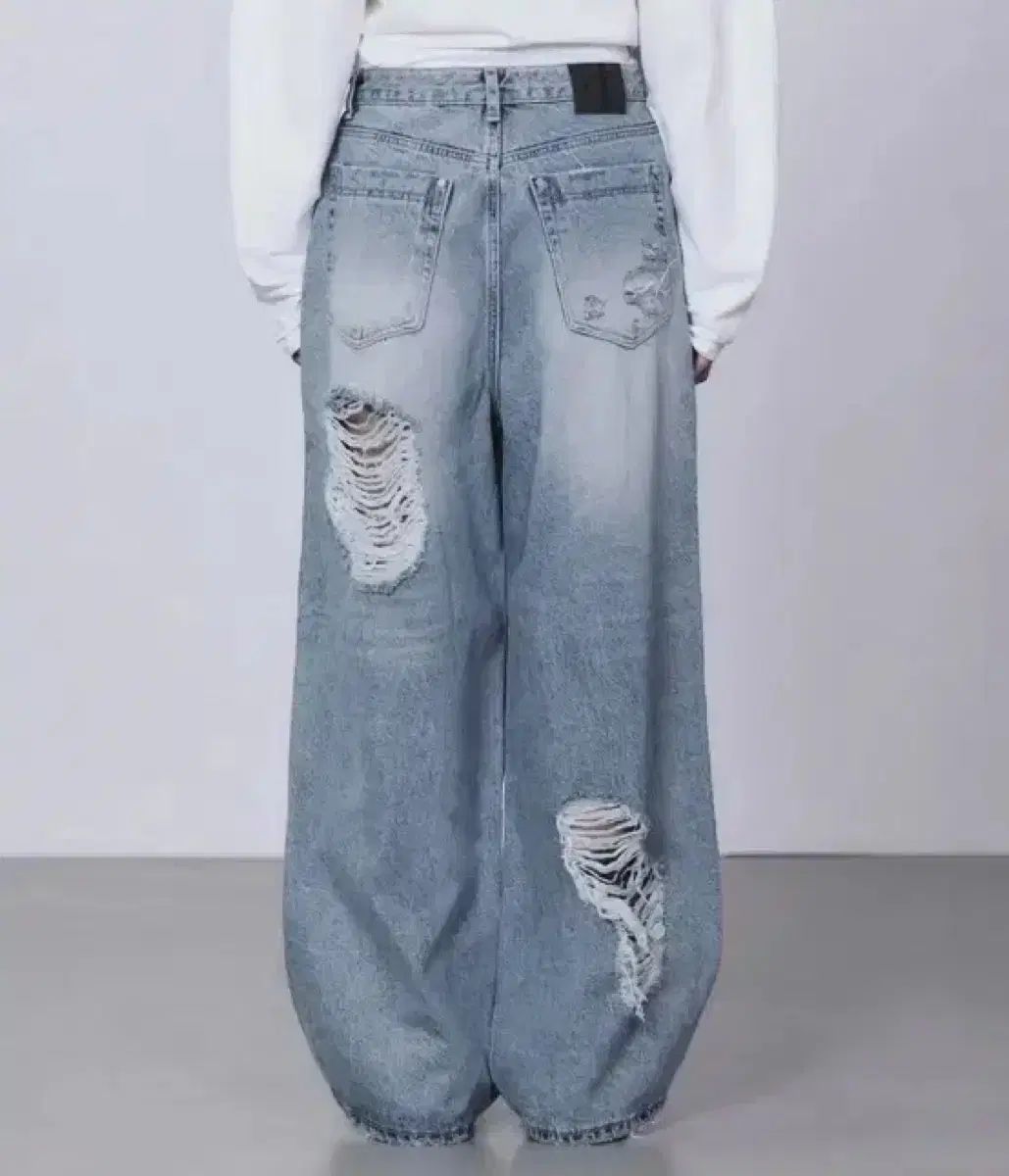 TREEMINGBIRD ホワイト ダメージ加工 ワイドパンツ TREEMINGBIRD