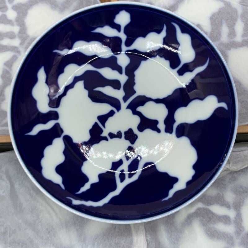 宮内庁御用達 有田焼 深川製磁 明染付白抜紋 小皿 5客揃 直径約15.5