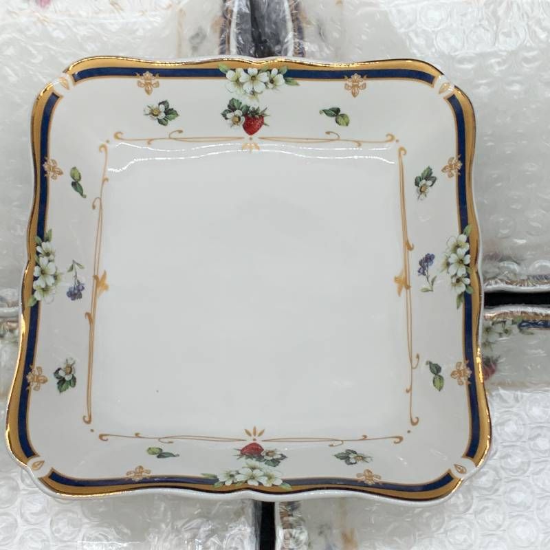 【未開封】ジョバンニヴァレンチノGiovanni Valentino 食器セット ジョバンニ・バレンチノティーポット&カップセットGIANNI VALENTINO