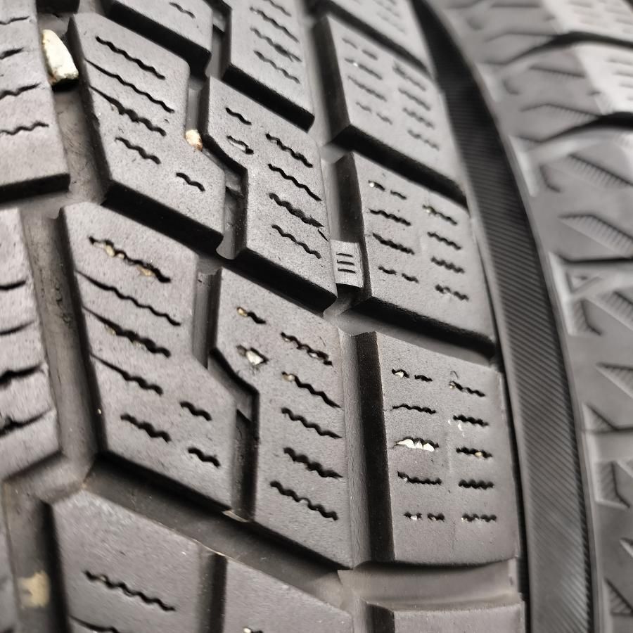 ◇本州・四国は送料無料◇ ＜訳アリ特価！ スタッドレス 4本＞ 175