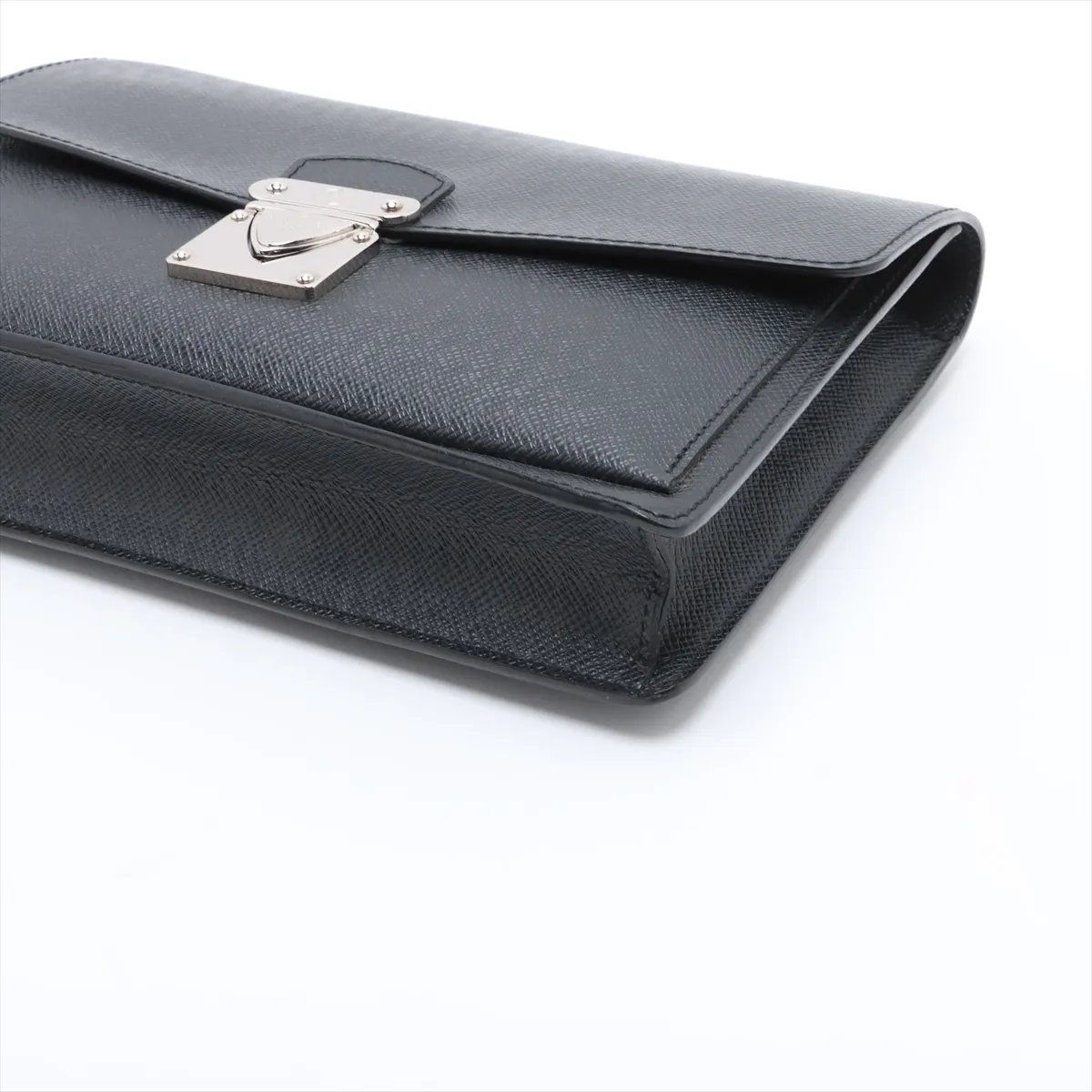 極美品 ルイヴィトン タイガ ベライア M32592 レザー セカンドバッグ