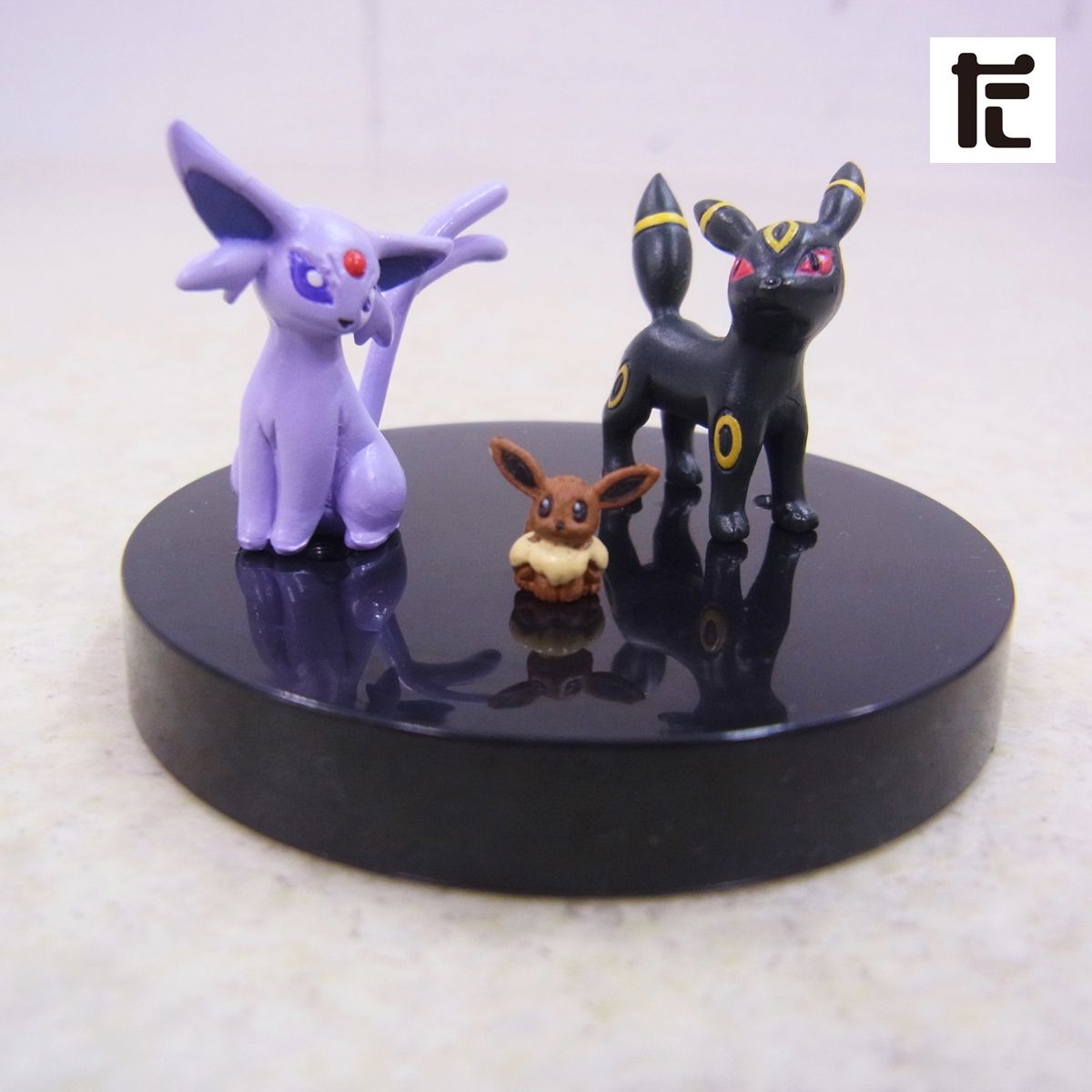 立体ポケモン図鑑 SPECIAL03 伝説のポケモン編 イーブイ エーフィ