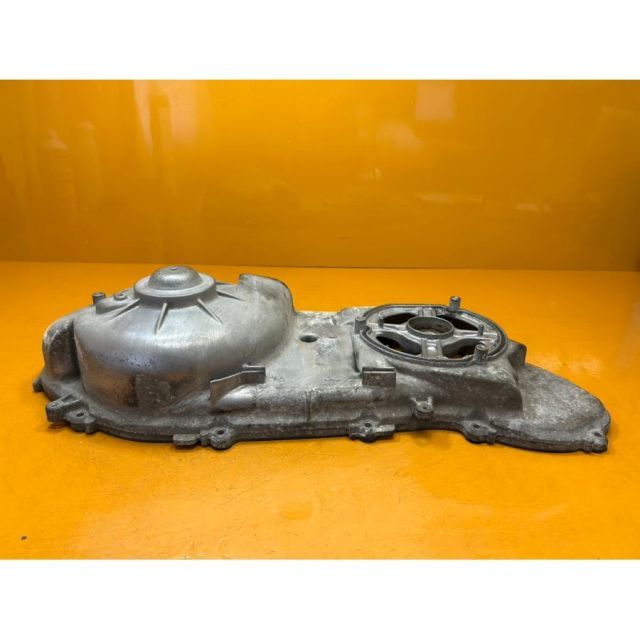 本物ワイズギア　マジェスティ　4d9　クランクケースカバー 本物ワイズギア マジェスティ 4d9 クランクケースカバー 本物