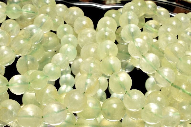瑞々しい プレナイト(葡萄石) 7mm ブレスレット 1個売り