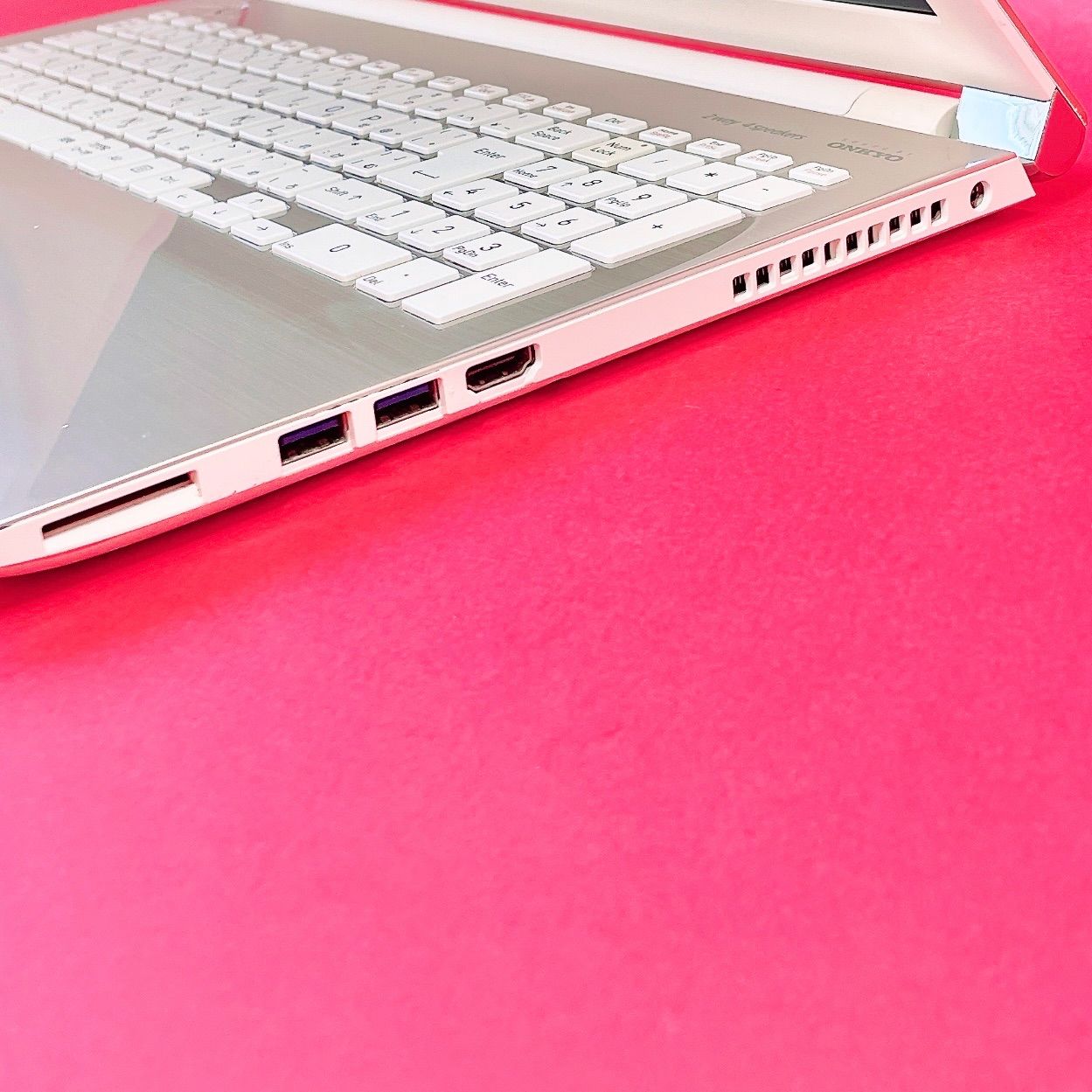 Windows11対応！初期設定済みすぐ使える薄型ノートパソコン✨️高性能8