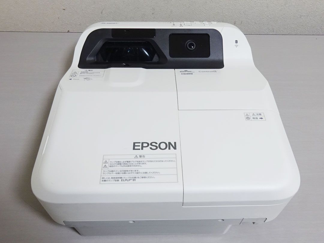 EPSON プロジェクター超短焦点3500lm　EB-685WT　2台セット↓ EPSON 液晶プロジェクター EB-685WT 3500lm WXGA リモコン 電子ペン 超