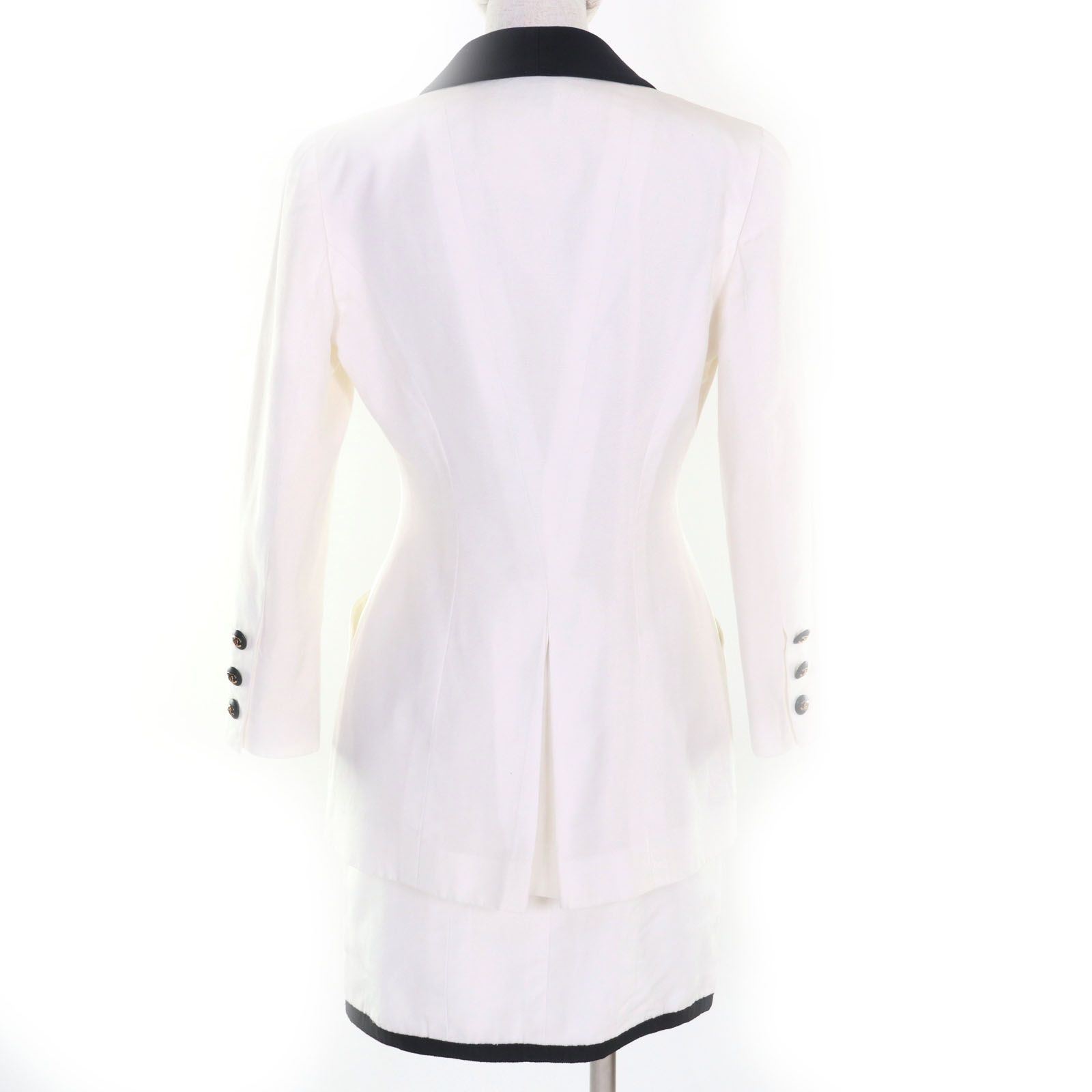 091 未使用品 CHANEL BOUTIQUE シャネル ブティックボウタイ CHANEL 美品 シャネル バイカラー ボウタイ 蝶 ネクタイ レディース 黒