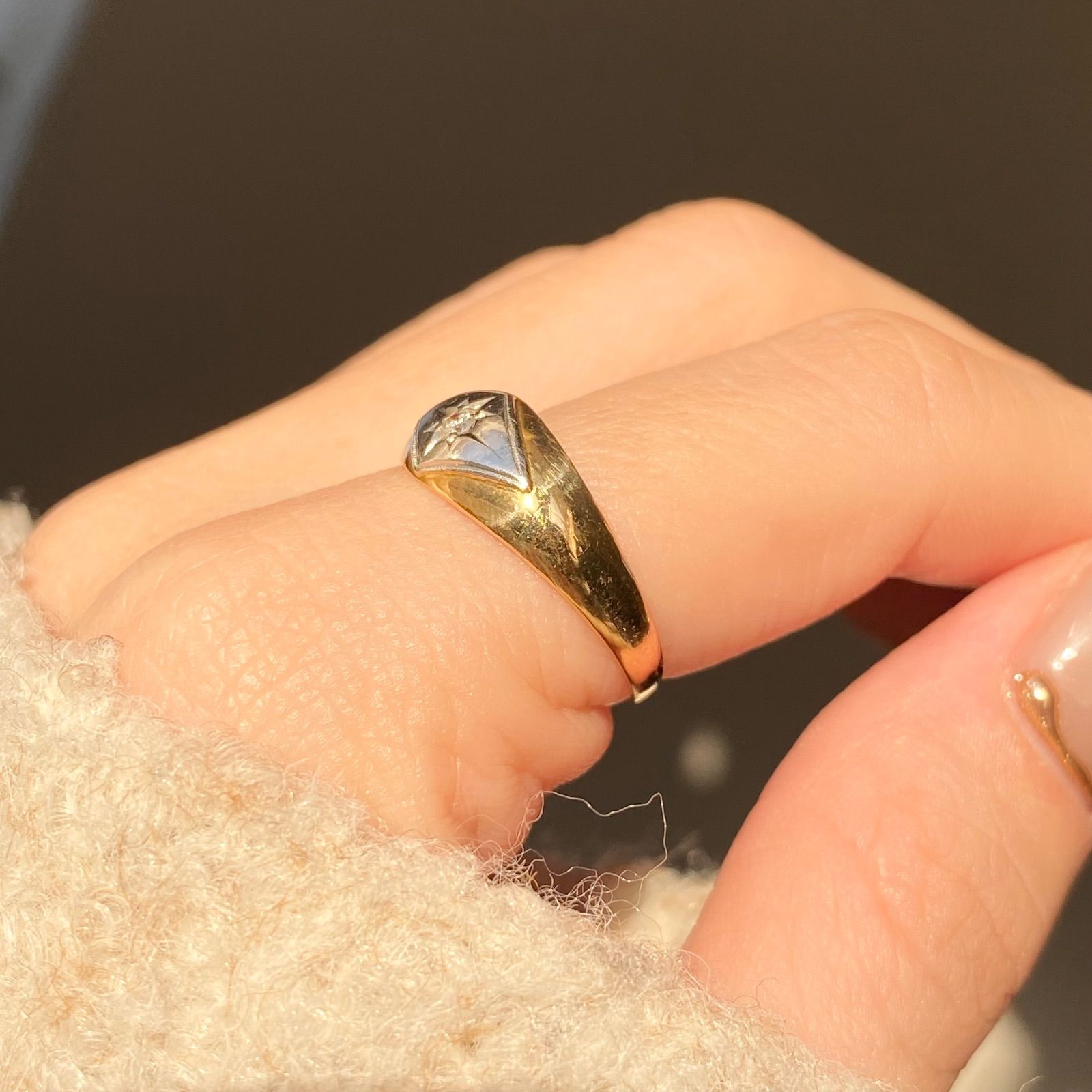 買取店】日本製✴︎ K18 後光留め ダイヤ 0.04ct 14.5号 3.4g ゴールド 