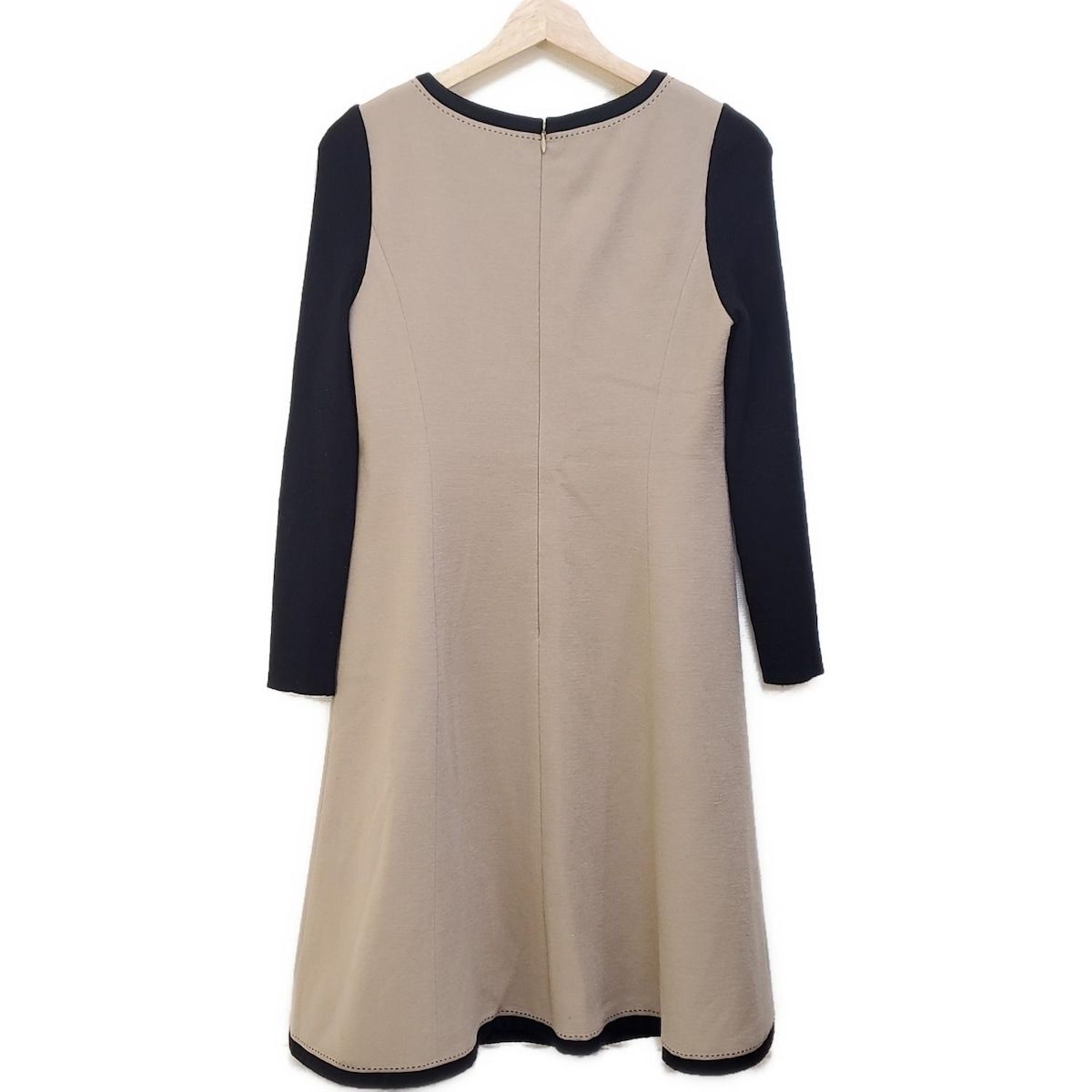 M's GRACY エムズグレイシー・ウール長袖ひざ丈ワンピースXL42ブラック M's GRACY エムズグレイシー・ウール長袖ひざ丈ワンピースXL42ブラック