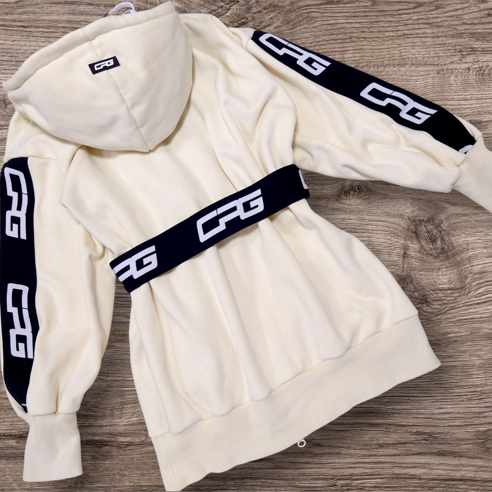 新品】お値下げ！CPG GOLF フード付きワンピース サイズ2 新品】お