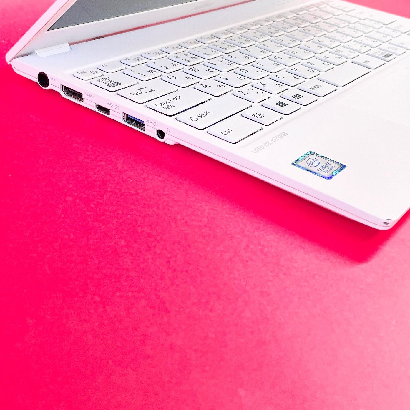 Windows11切り替えに❣️小型軽量ノートパソコン Corei7 第8世代