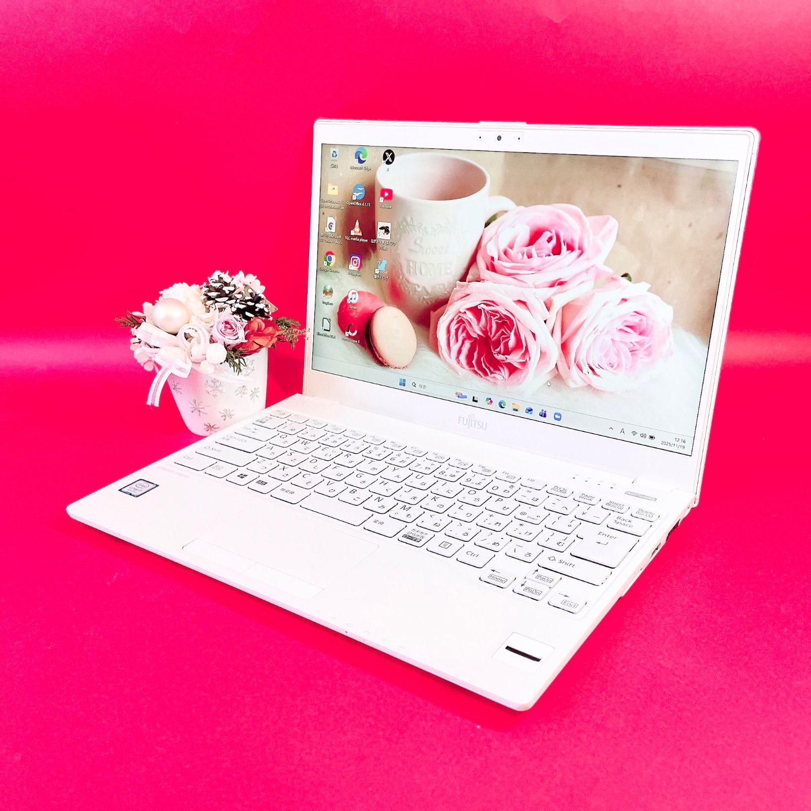 Windows11切り替えに❣️小型軽量ノートパソコン Corei7 第8世代