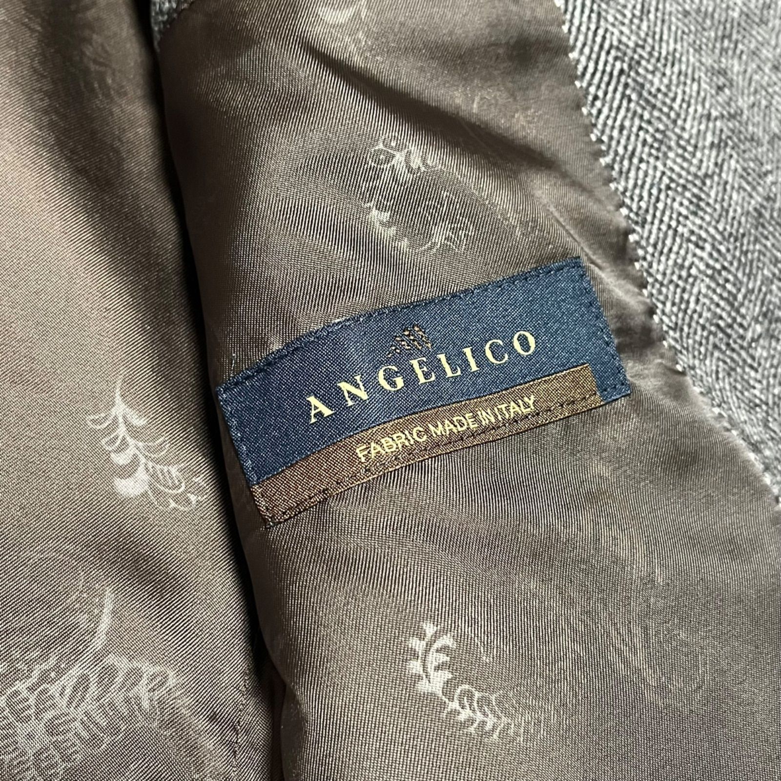 アンジェリコ　チェスターコート　シングル　ヘリンボーン　ダークグレー　ウール 絹 アンタイトル UNTITLED ウールチェスターコート （チャコールグレー