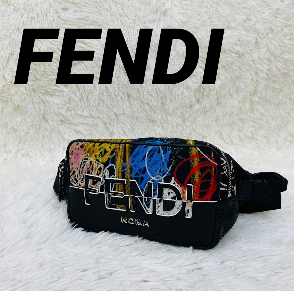 FENDI フェンディ ボディーバッグ ロゴ 切れ返しレザー グラフィティー