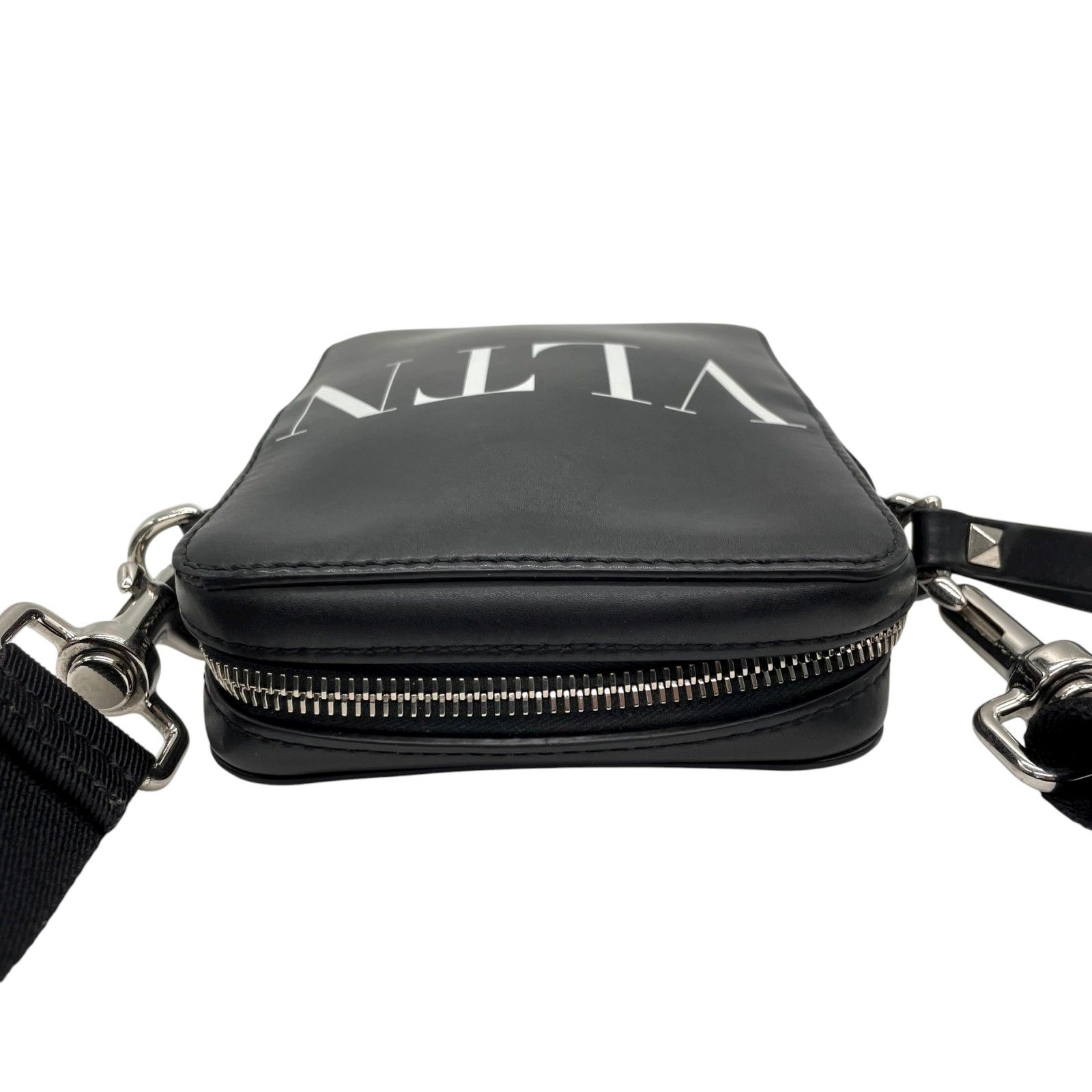 美品 ヴァレンティノ VALENTINO VLTN レザー ショルダーバッグ クロス