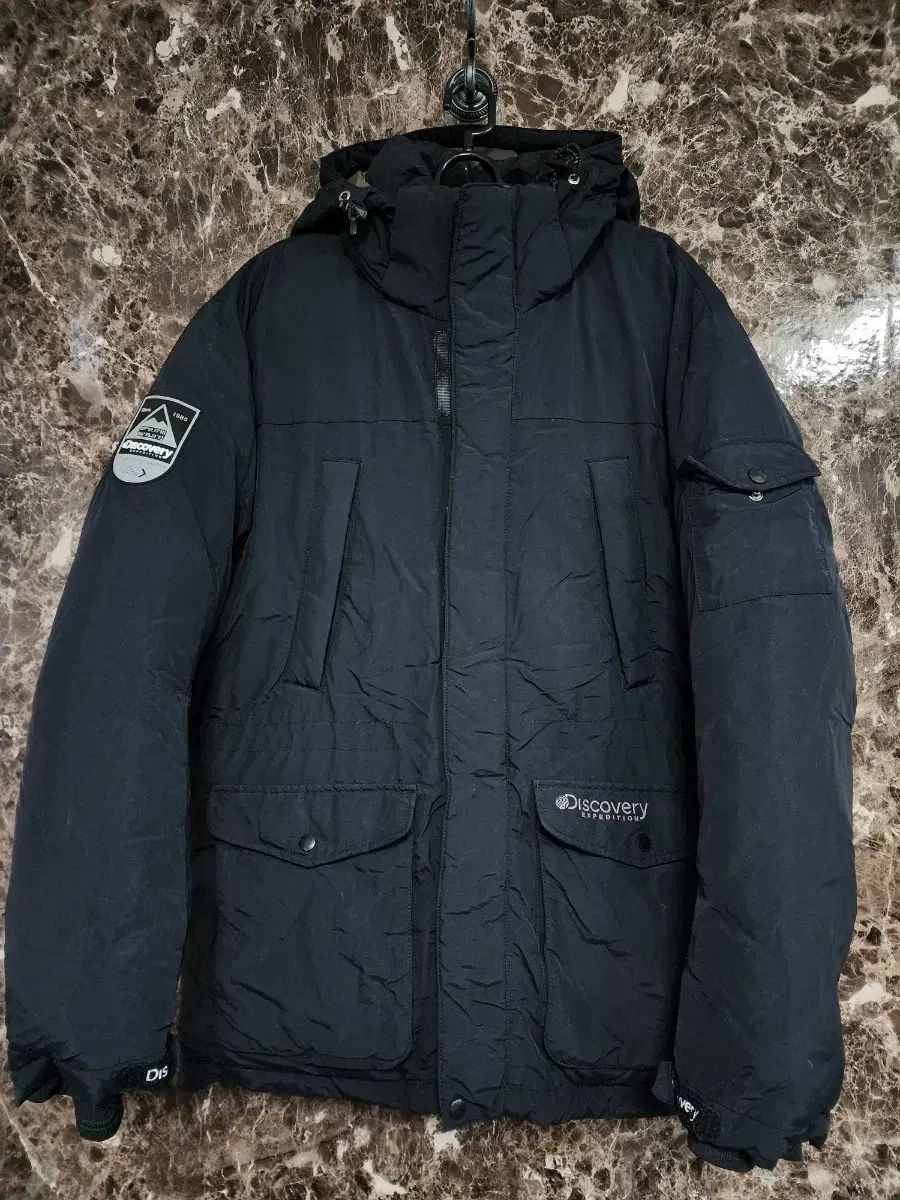 DISCOVERY ブラック ダウン アウター 105