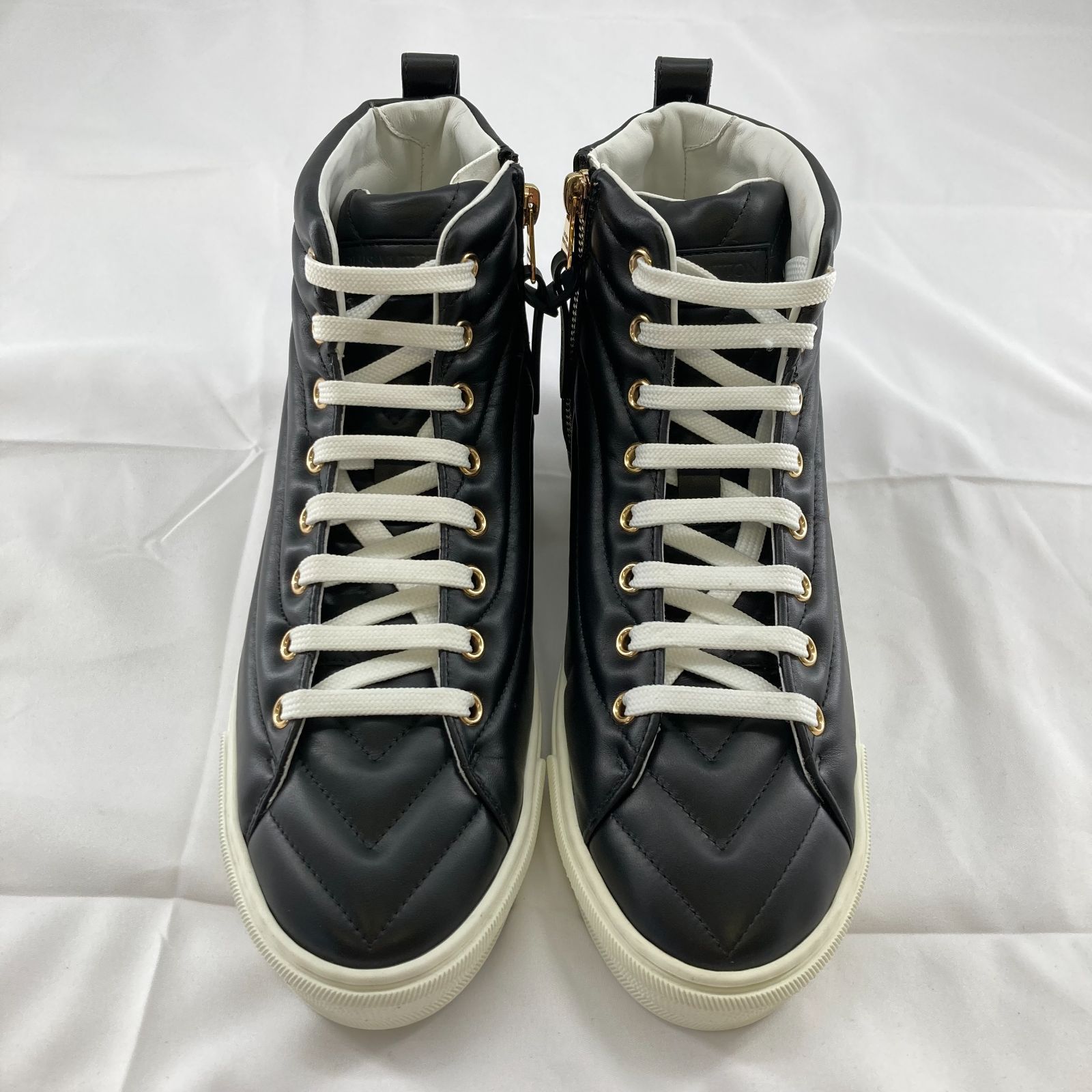 LOUIS VUITTON(ルイヴィトン) ステラーライン レザーキルティング