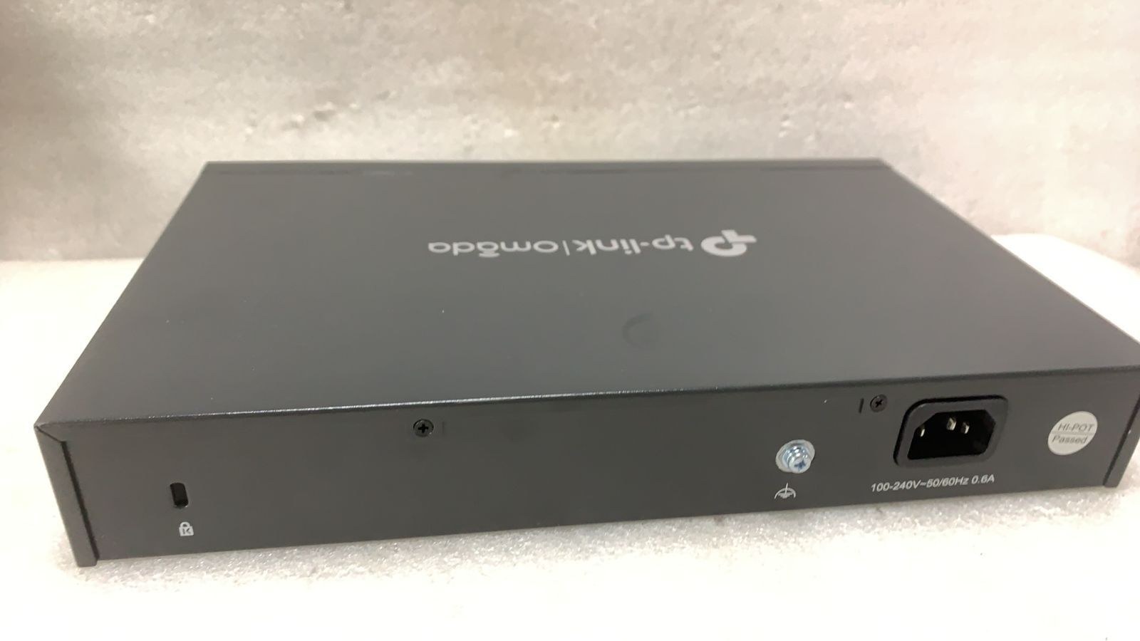 SG3210X-M2 Omada 2.5G+ポート×8 L2+マネージスイッチ--524405 - メルカリ