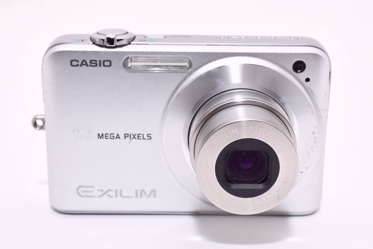 美品 CASIO デジカメ EXILIM EX-Z1050 シルバー 動作確認済 Amazon | CASIO デジタルカメラ EXILIM (エクシリム) ZOOM EX-Z1050SR