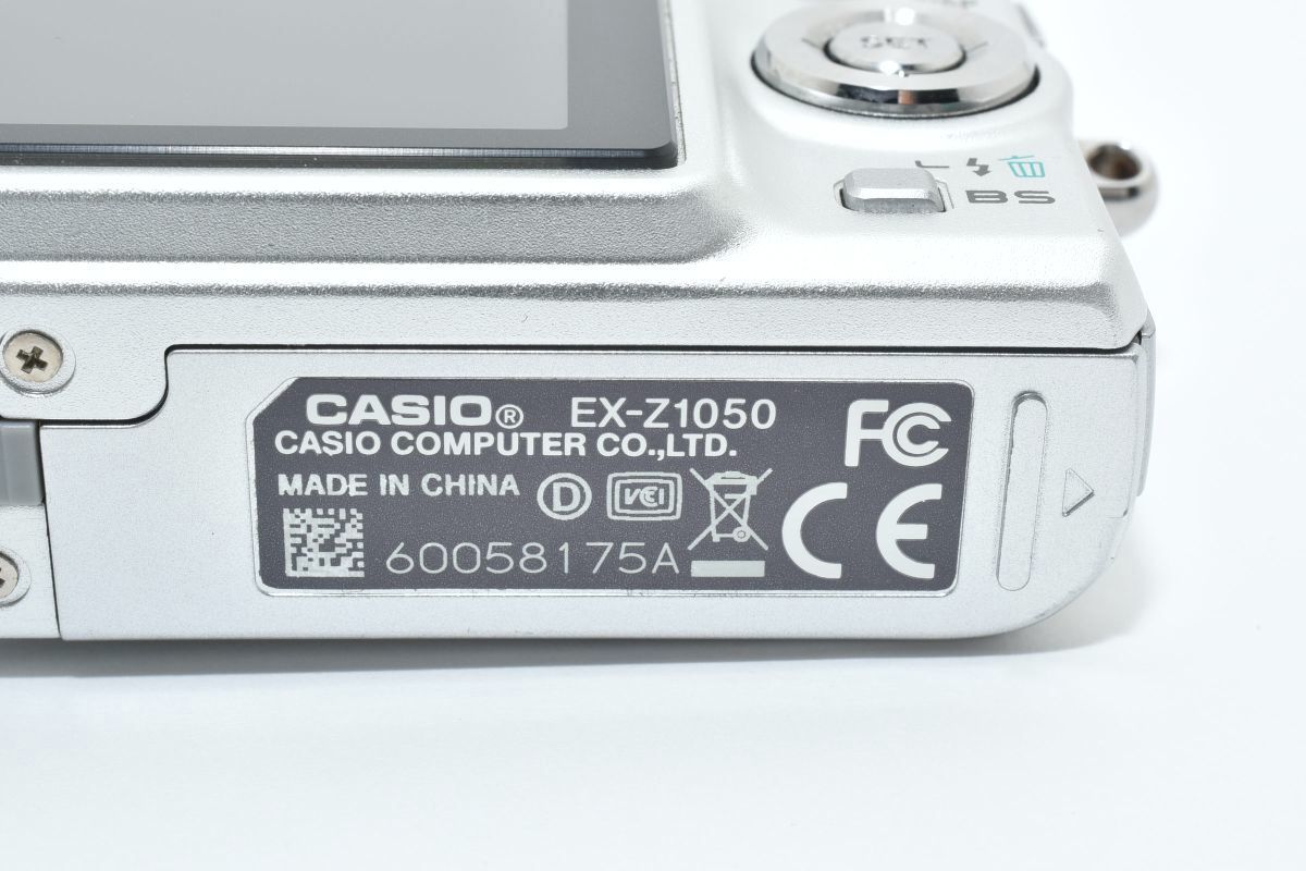 美品 CASIO デジカメ EXILIM EX-Z1050 シルバー 動作確認済 良品｜CASIO EXILIM EX-Z1050 エクシリム デジタルカメラ シルバー