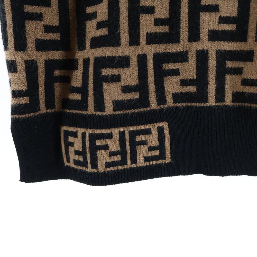 FENDI (フェンディ) ズッカ柄 半袖 ニット セーター ブラウン FZY702
