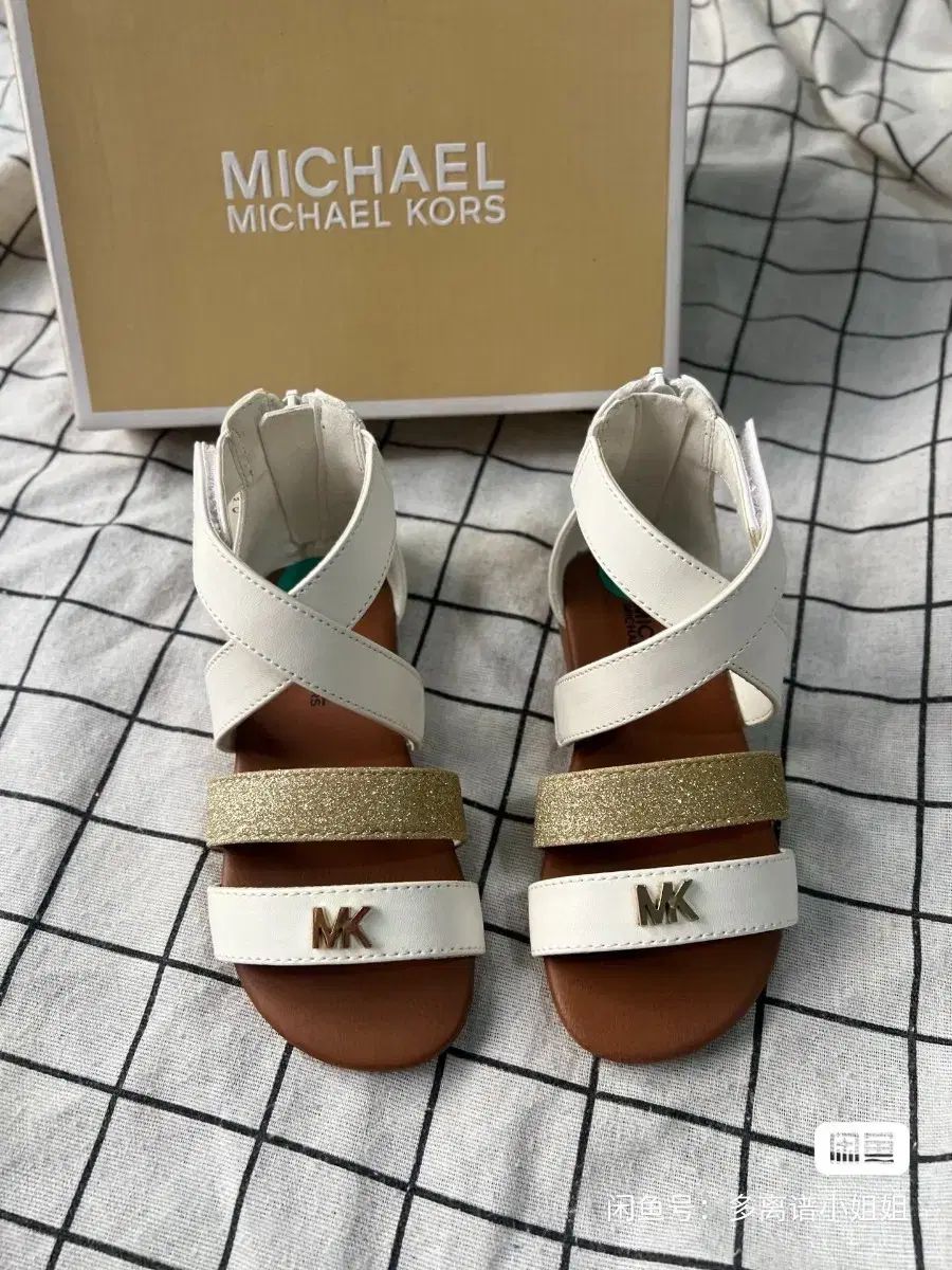  マイケル・コース (MK) GOLD レディース サンダル その他