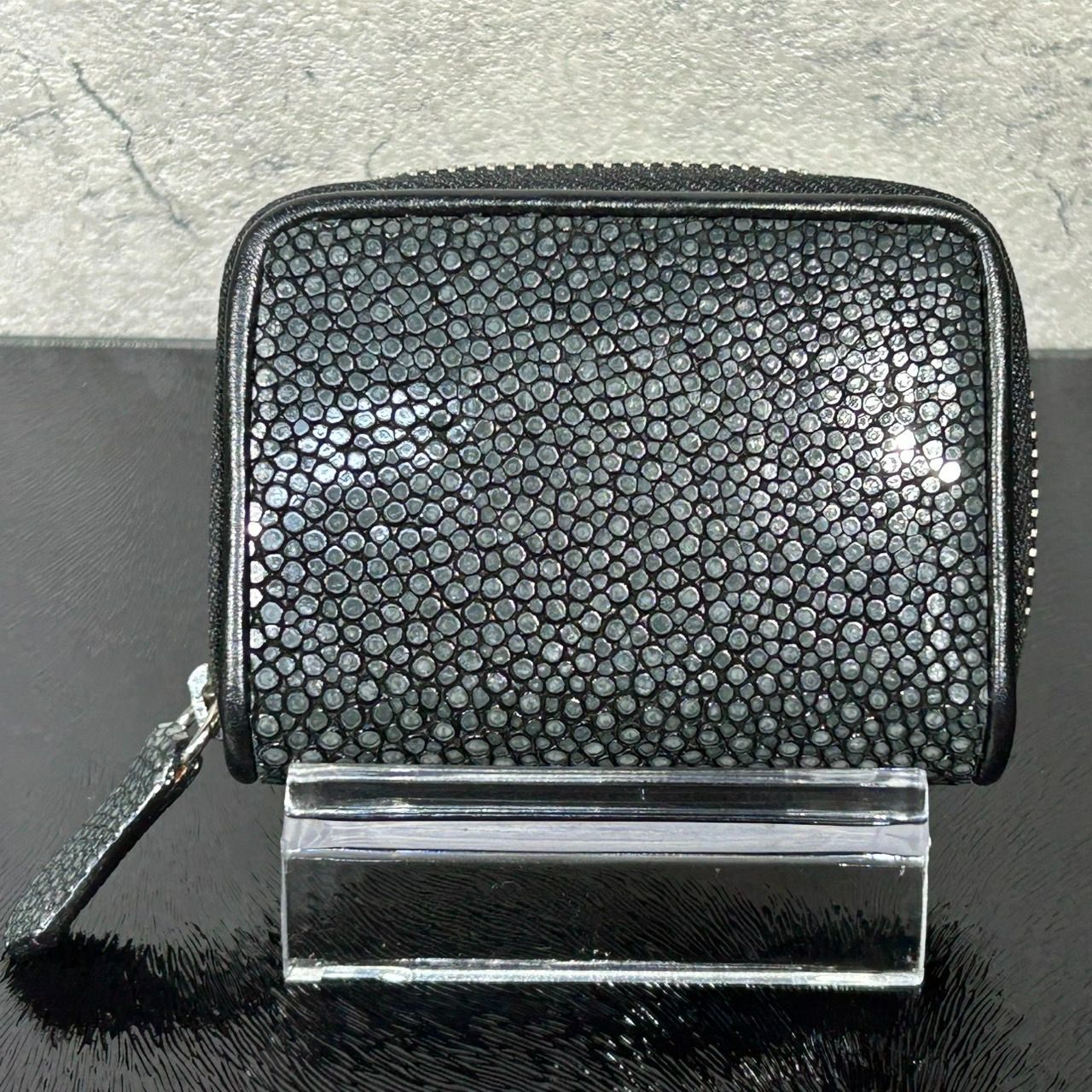 新品未使用 スティングレイ エイ革 本革 ミニ財布 コインケース メンズ レディース ユニセックス 皮財布(外:エイ皮、中:牛皮) 本物エイ革  ミニウォレット スティングレー カードケース 財布 メンズ 違い レディース 本革 ラウンドファスナー フラット加工 エイ皮 ...