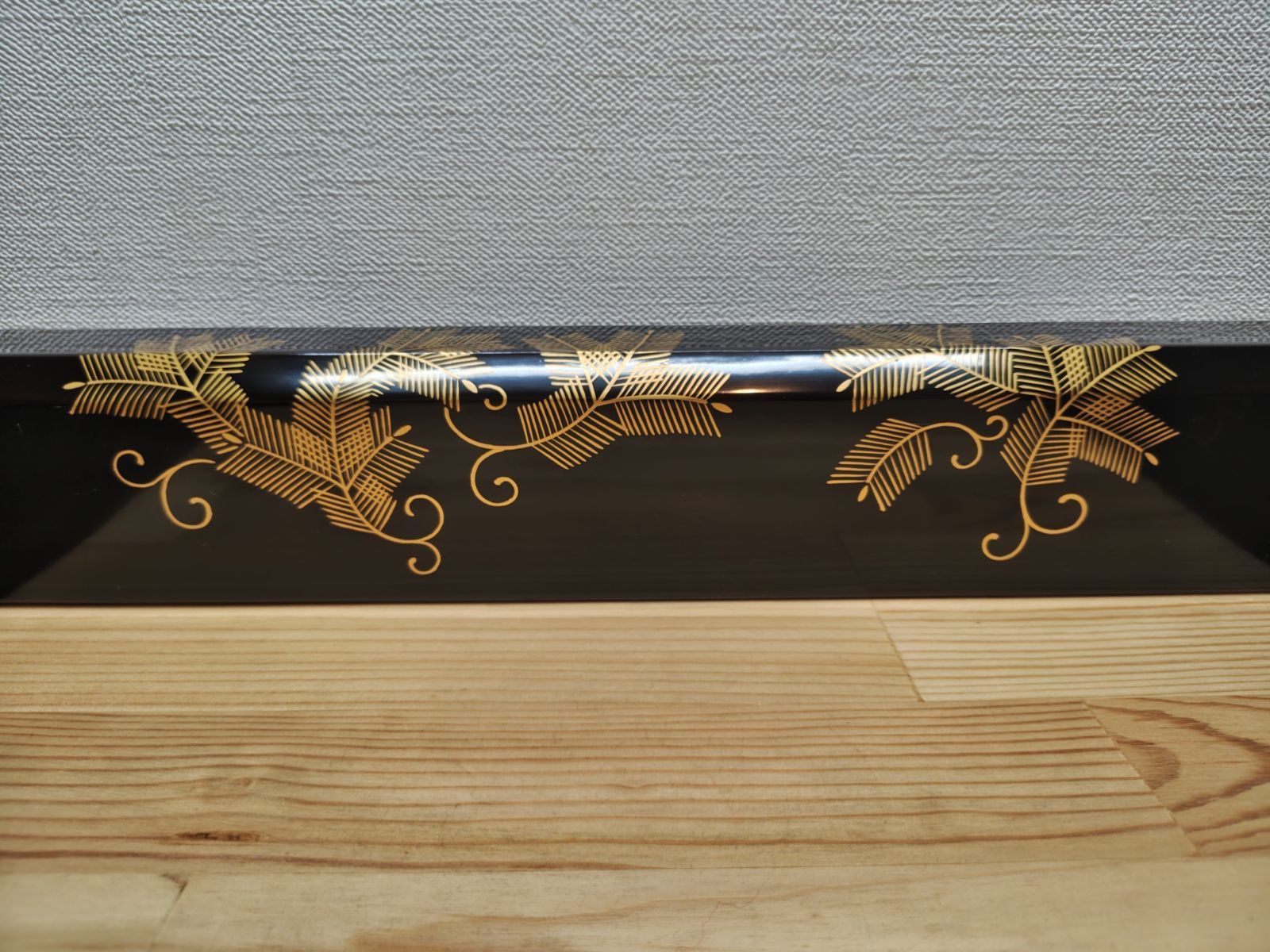 逢絢亭】茶道具 炉縁 輪島塗 松蒔絵 真塗 木製 正屋作 共箱入り - メルカリ