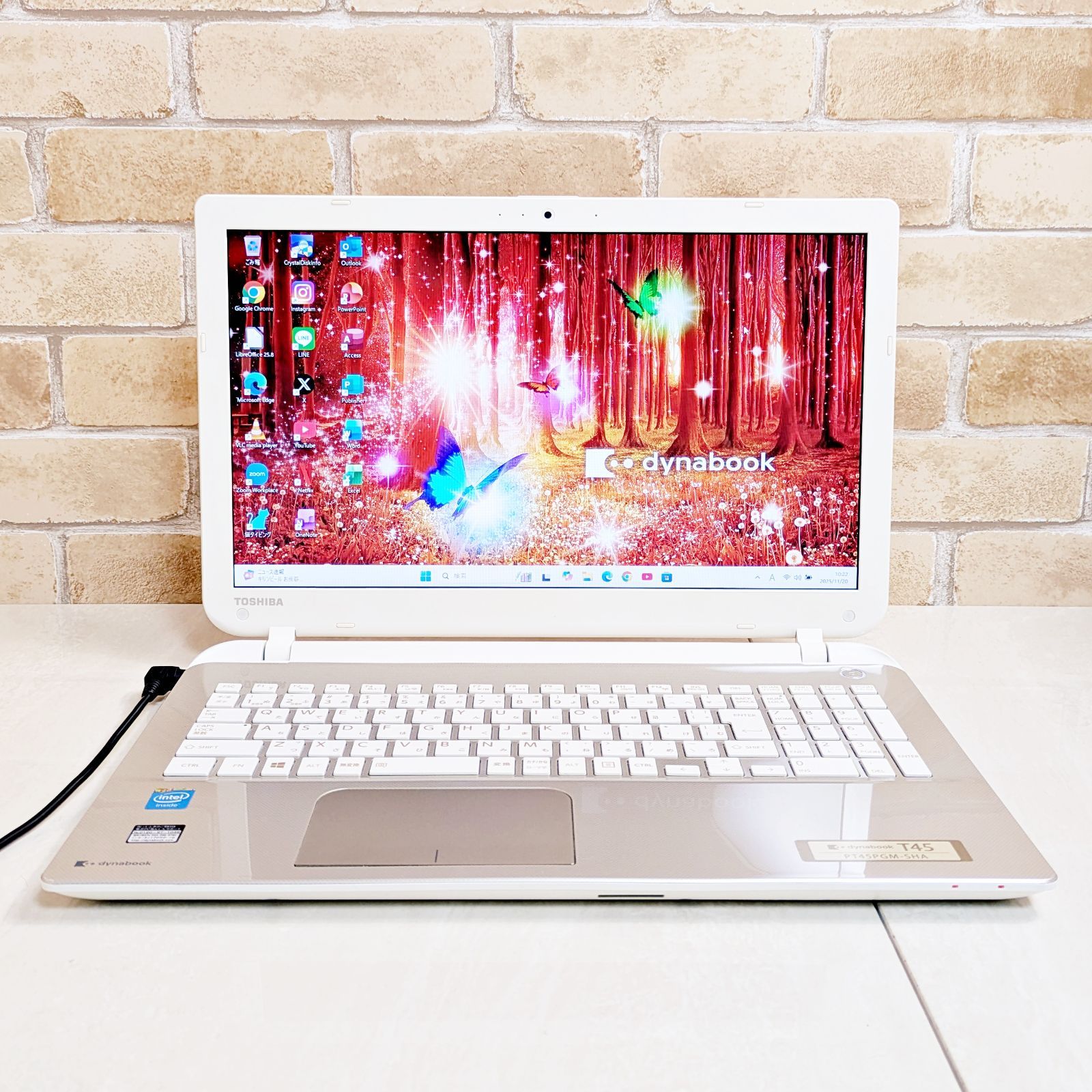 オフィス付き！新品SSD256爆速・メモリ8GB 初心者OK！Windows11ノート