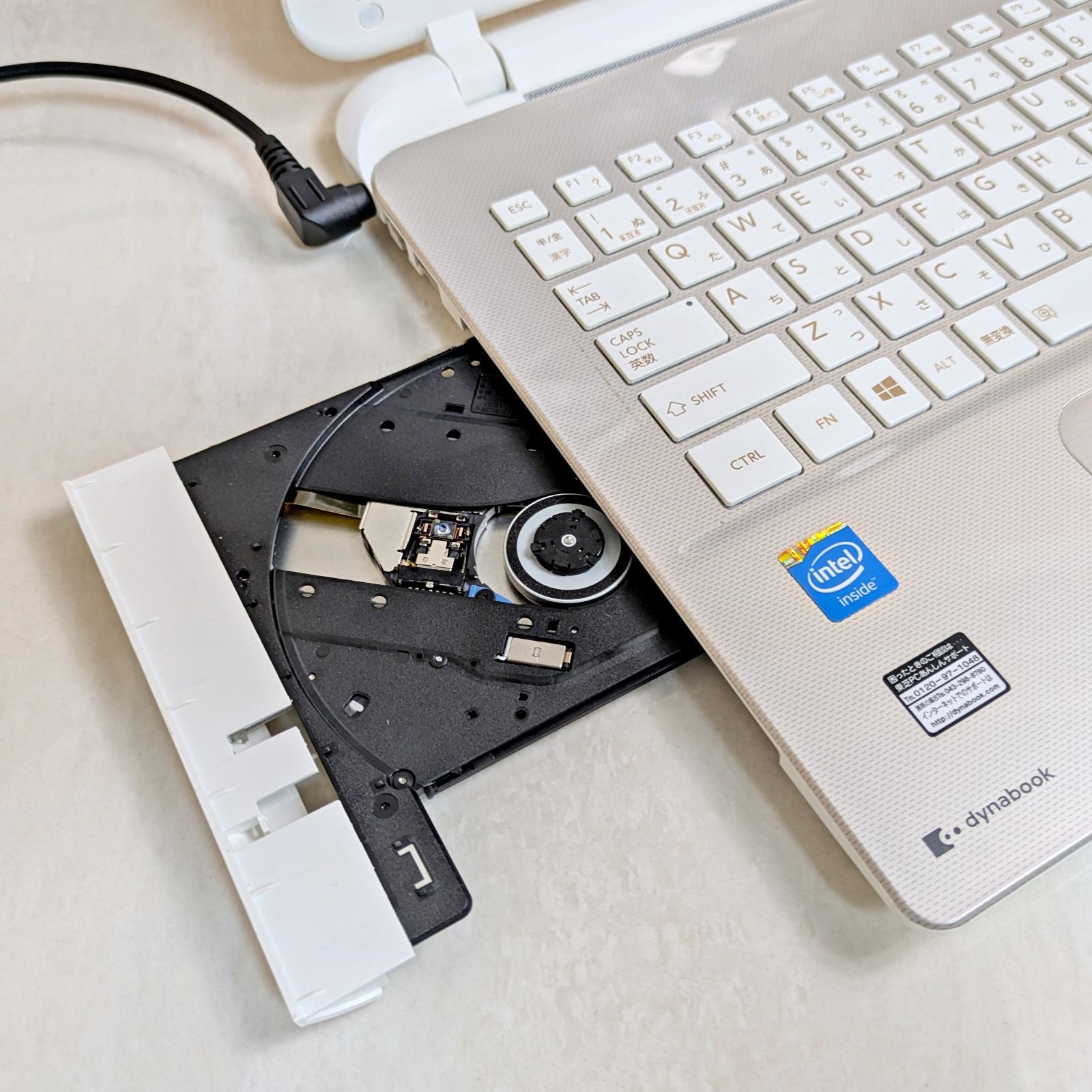 オフィス付き！新品SSD256爆速・メモリ8GB 初心者OK！Windows11ノート