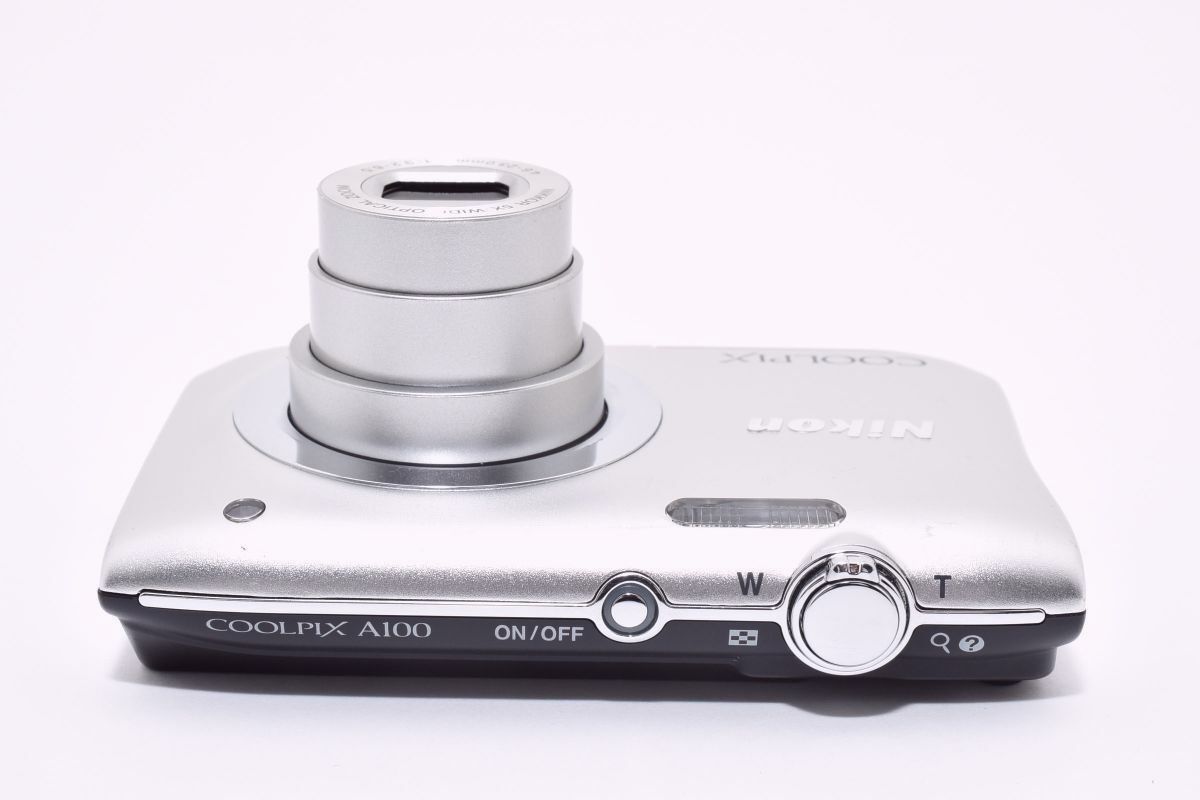 極美品 ｜Nikon COOLPIX A100 光学5倍 2005万画素 クールピクス