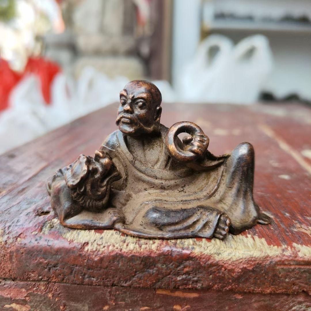 仏教美術 仏像 銅像 伏虎羅漢 茶寵 文鎮 文房具 茶道具 装飾品 工芸品