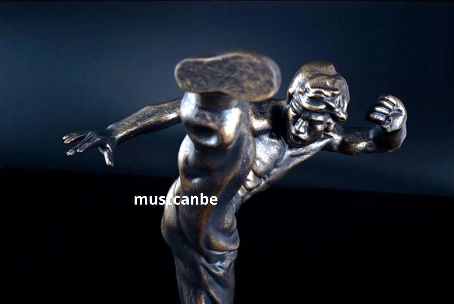 BruceLee ブルース・リーの置物 工芸品 美術品 - メルカリ