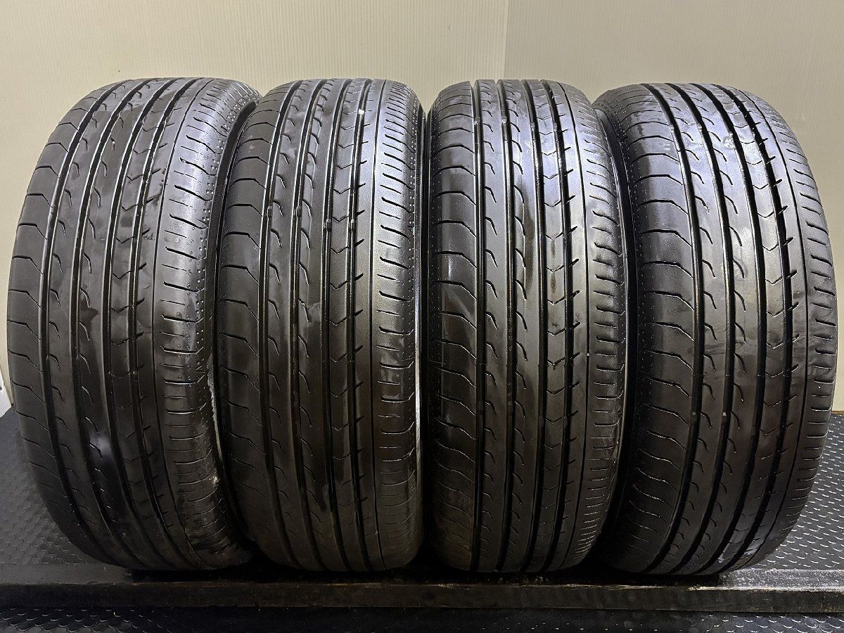 2023年製　ヨコハマ　ブルーアース　RV03　195/60R16　国産　バリ溝 BluEarth ヨコハマ 195/60R16 89V RV03 ブルーアースRV サマータイヤ