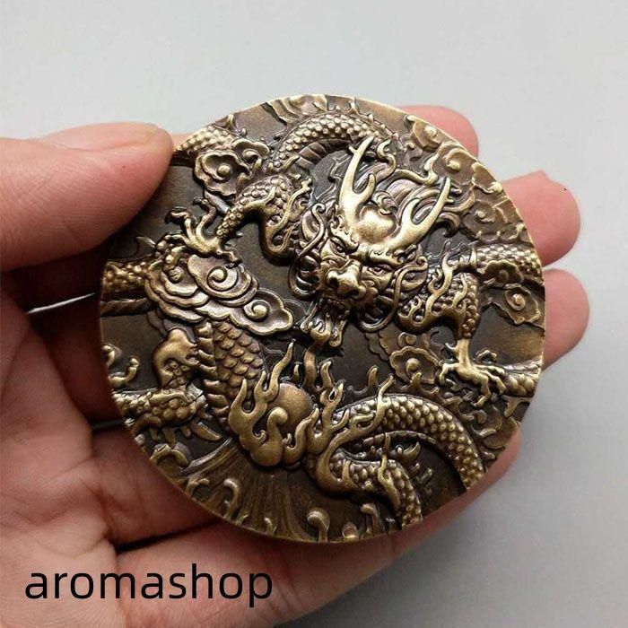 銅彫 坐竜戯珠 九子真龍 徽章 風水 置物 装飾品 工芸品 - メルカリ