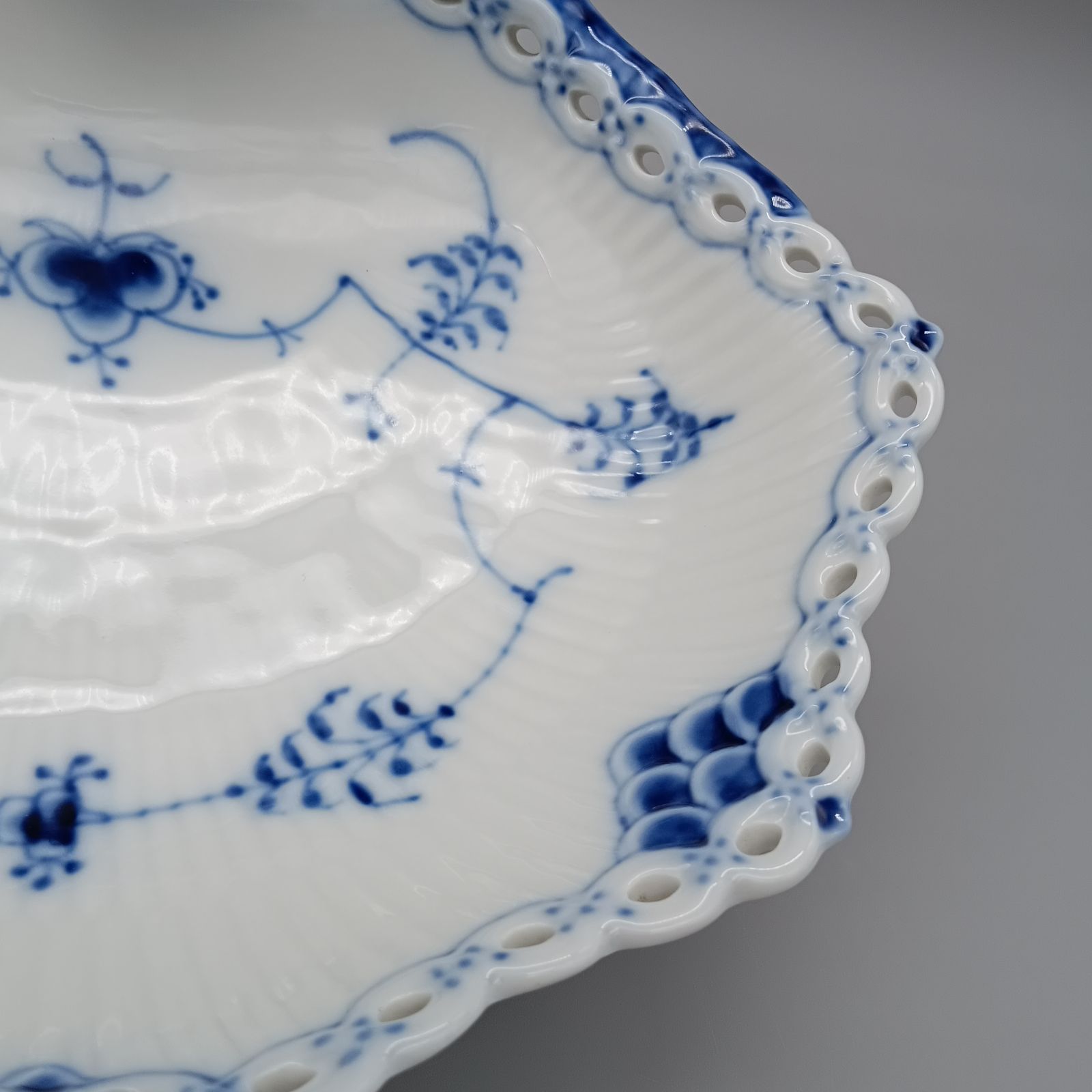 ブルーフルーテッド フルレース