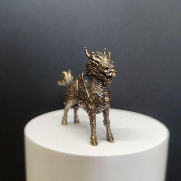 麒麟 山海経 瑞獣 装飾品 工芸品 美術品 置物 - メルカリ