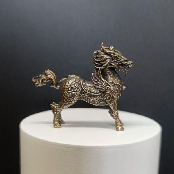 麒麟 山海経 瑞獣 装飾品 工芸品 美術品 置物 - メルカリ