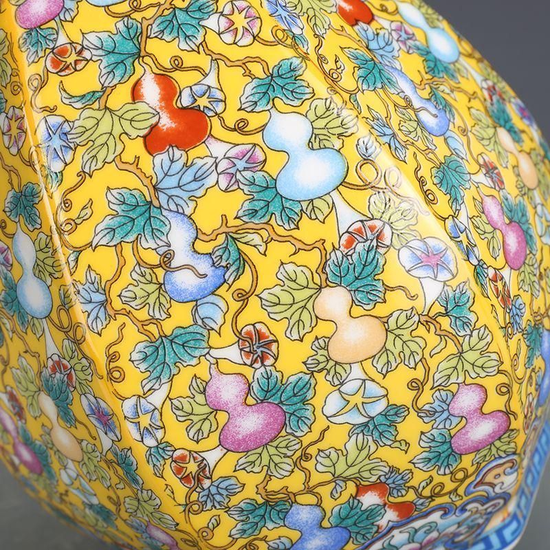 景徳鎮の花瓶 装飾品 工芸品 美術品 置物 - メルカリ