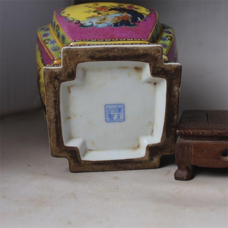 大清雍正琺瑯彩四方花鳥尊瓶 景徳鎮 陶磁器 装飾品 現代工芸品 美術品