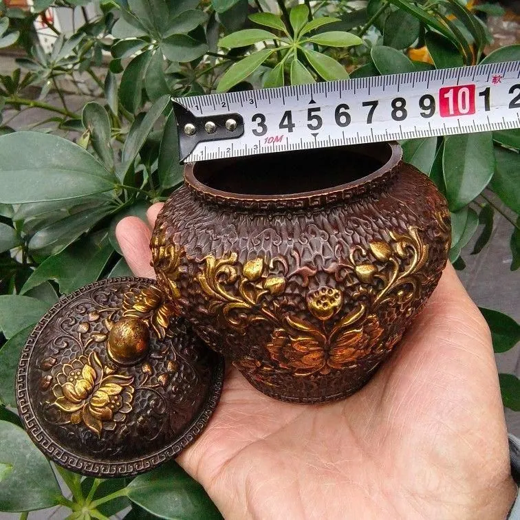 美術品・アンティーク・コレクション 銅 細工 のレリーフお花お 茶の缶