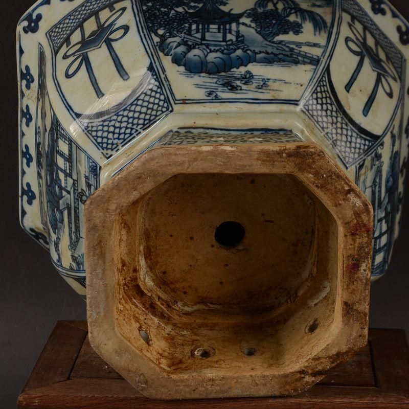 青花開窓庭楼四方高脚鉢 陶磁器 装飾品 現代工芸品美術品 置物 - メルカリ