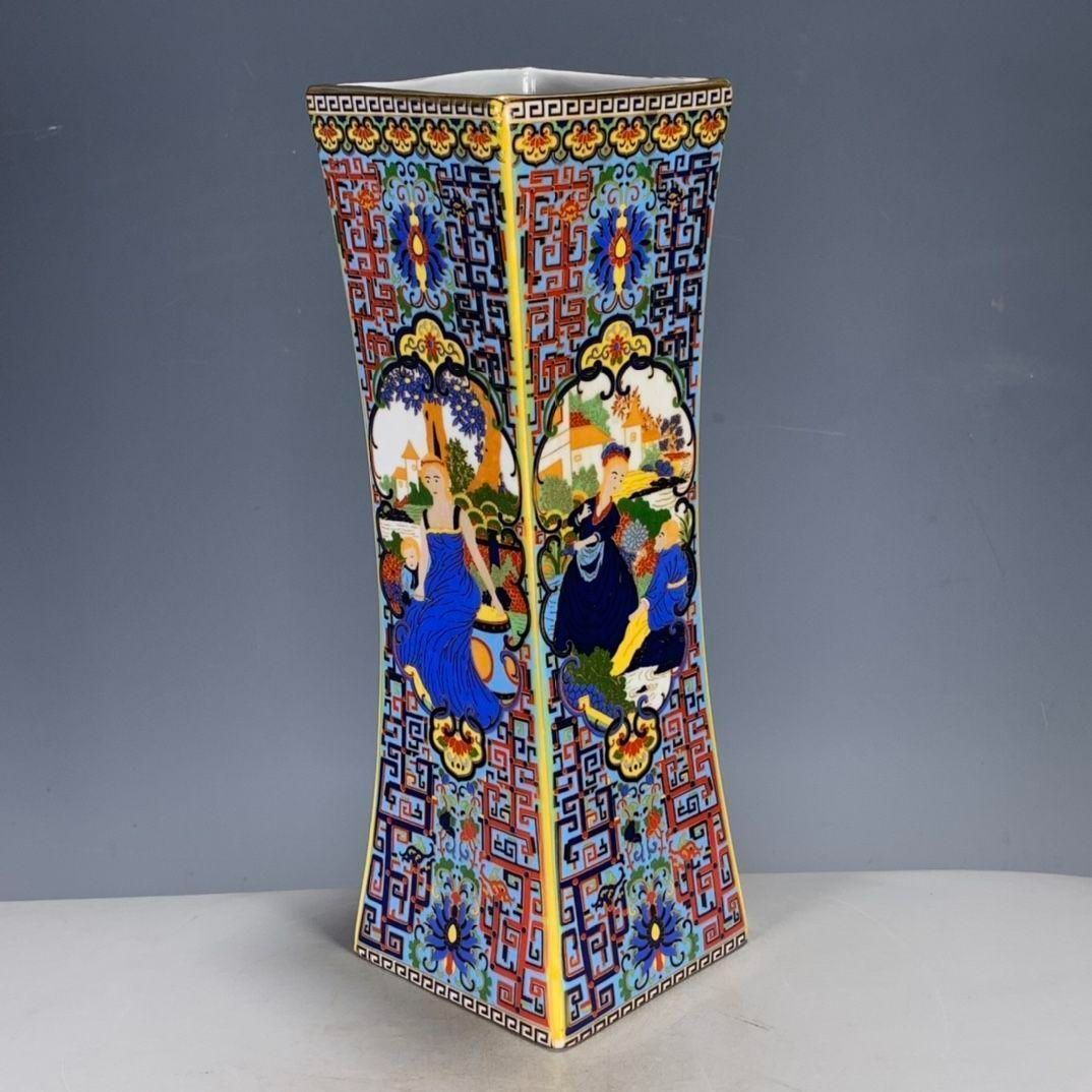パステル蒔絵人物四角い花瓶  景徳鎮 陶磁器 装飾品 工芸品 美術品 置物 パステル蒔絵人物四角い花瓶 景徳鎮 陶磁器 装飾品 工芸品 美術品 置物